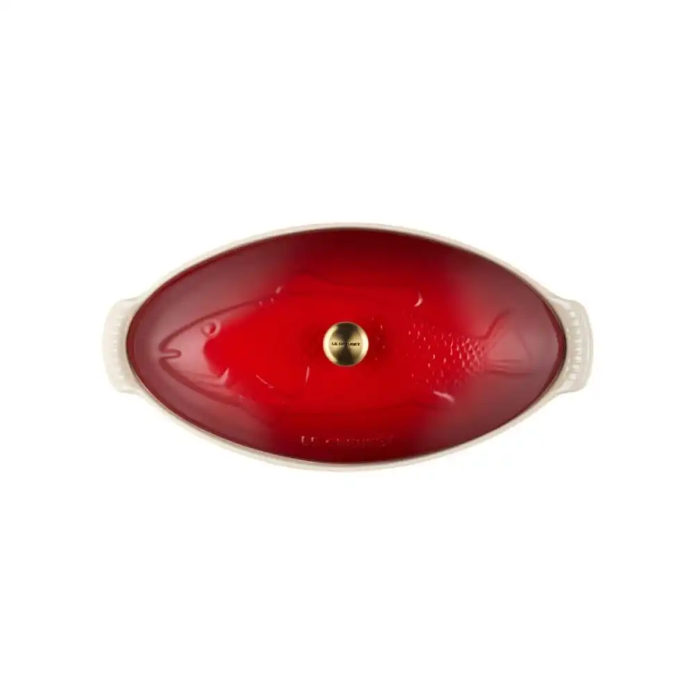 Alternative view of Le Creuset Heritage 1.7 Qt. Fish Baker with Gold Knob | Cerise