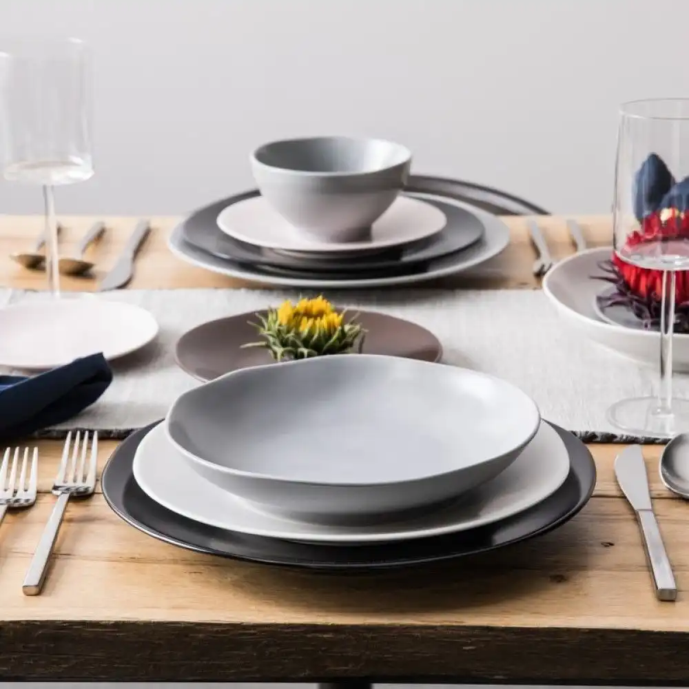 Alternative view of Fortessa Heirloom 27oz Coupe Bowl | Smoke