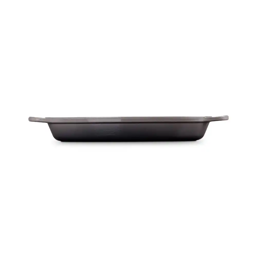 Alternative view of Le Creuset Signature 3 Qt. Oval Baker | Oyster