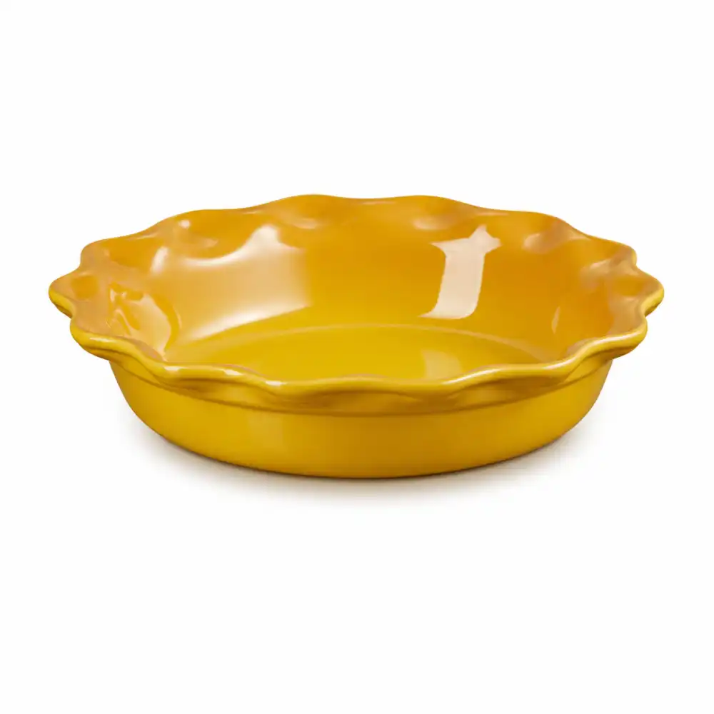 Alternative view of Le Creuset 9" Heritage Pie Dish | Nectar