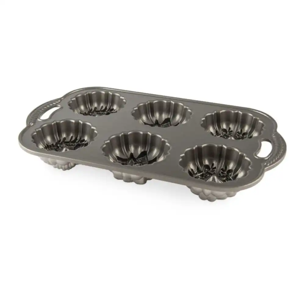 Alternative view of Nordic Ware Cakelet Pan | Wreathlettes