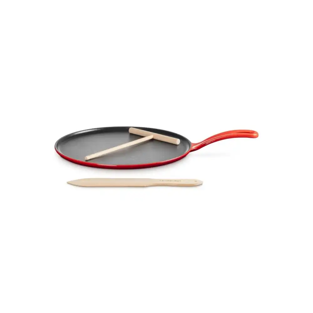 Alternative view of Le Creuset 10.25" Traditional Round Crepe Pan | Cerise