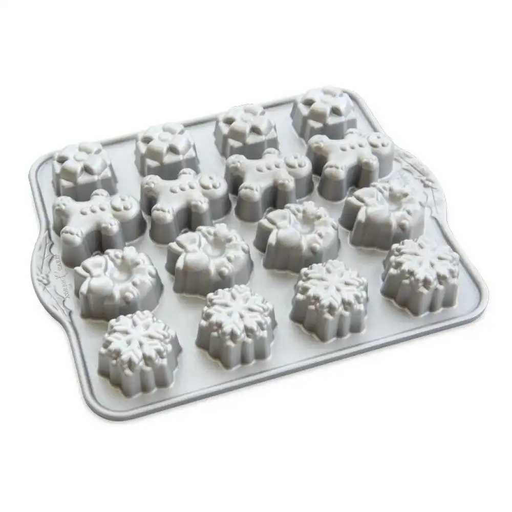 Nordic Ware Holiday Teacakes Cakelet Pan