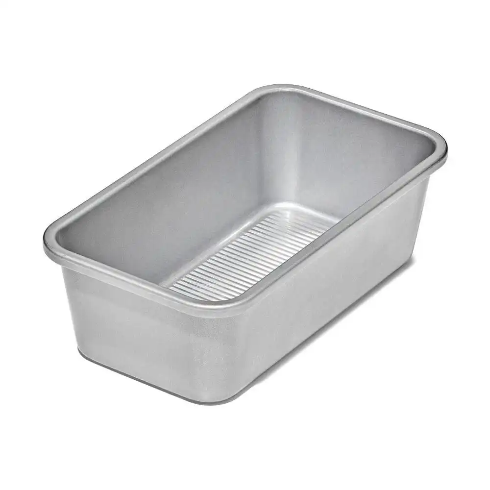Alternative view of OXO Good Grips Non-Stick Pro 1lb Loaf Pan | Clear Coated