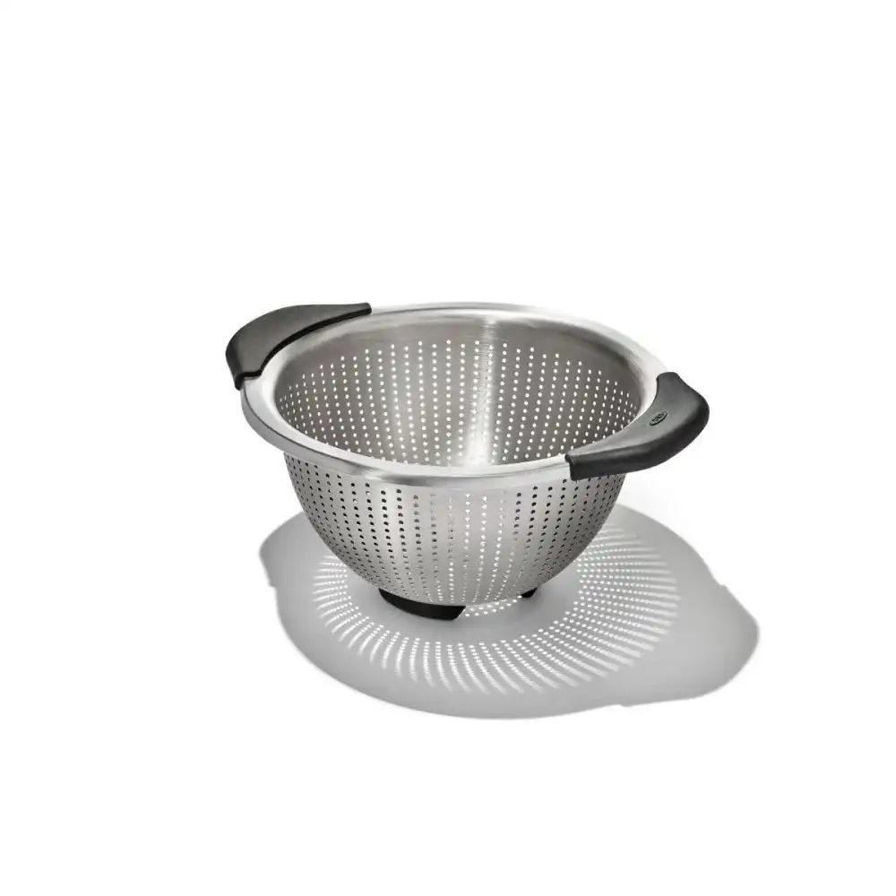 OXO Stainless Steel 3 Quart Colander