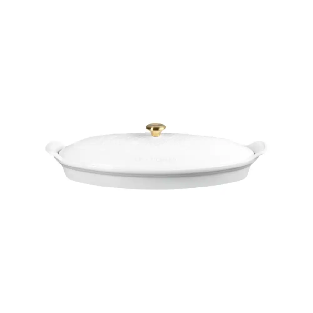 Alternative view of Le Creuset Heritage 1.7 Qt. Fish Baker with Gold Knob | White