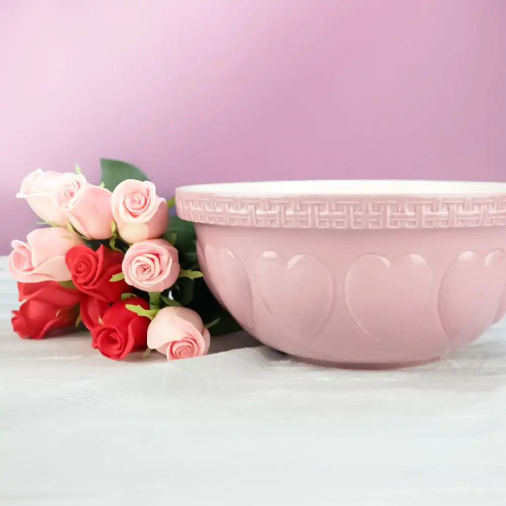 Alternative view of Mason Cash Hearts S12 (4.25 Qt) Mixing Bowl | Pink