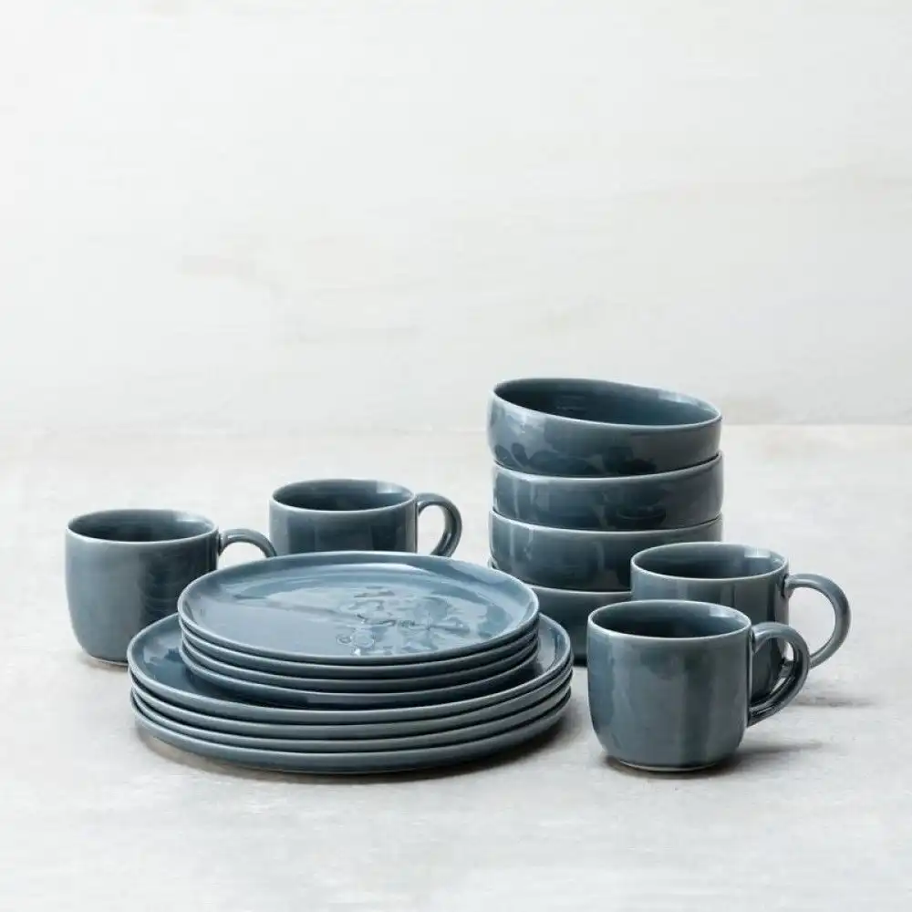 Alternative view of Fortessa Nosse Svelte 16-Piece Dinnerware Set | Deep Blue