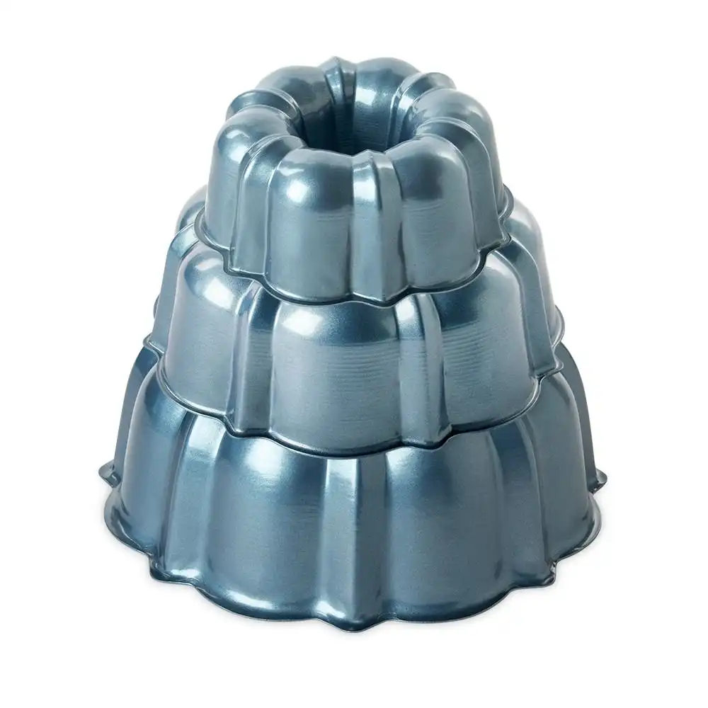 Nordic Ware 3-Piece Tiered Bundt Set