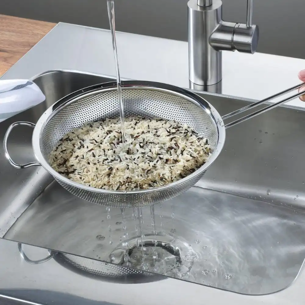 Alternative view of Küchenprofi Deluxe 9.5" Flat Strainer
