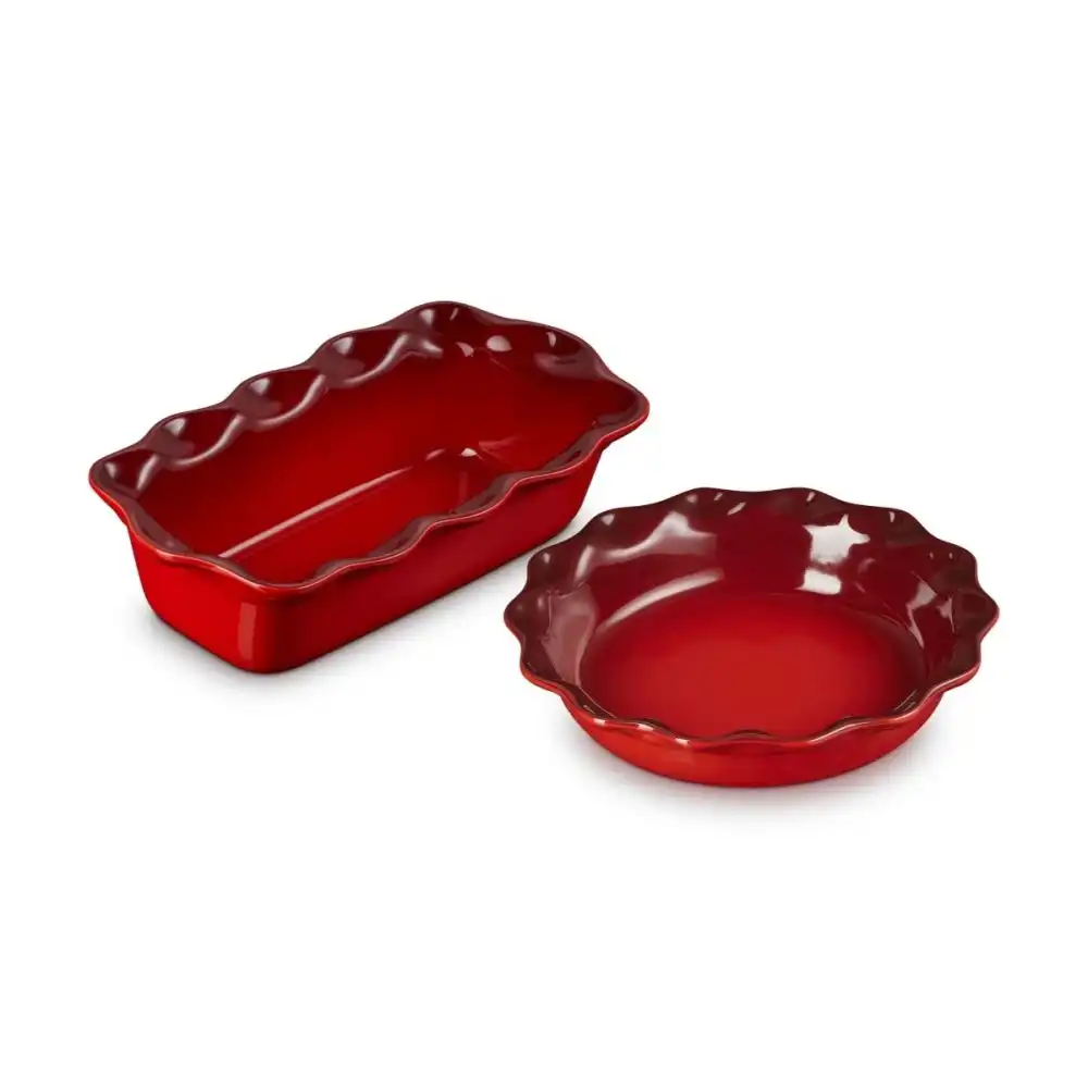 Le Creuset Heritage 2-Piece Fluted Pie Dish & Fluted Loaf Pan Set | Cerise