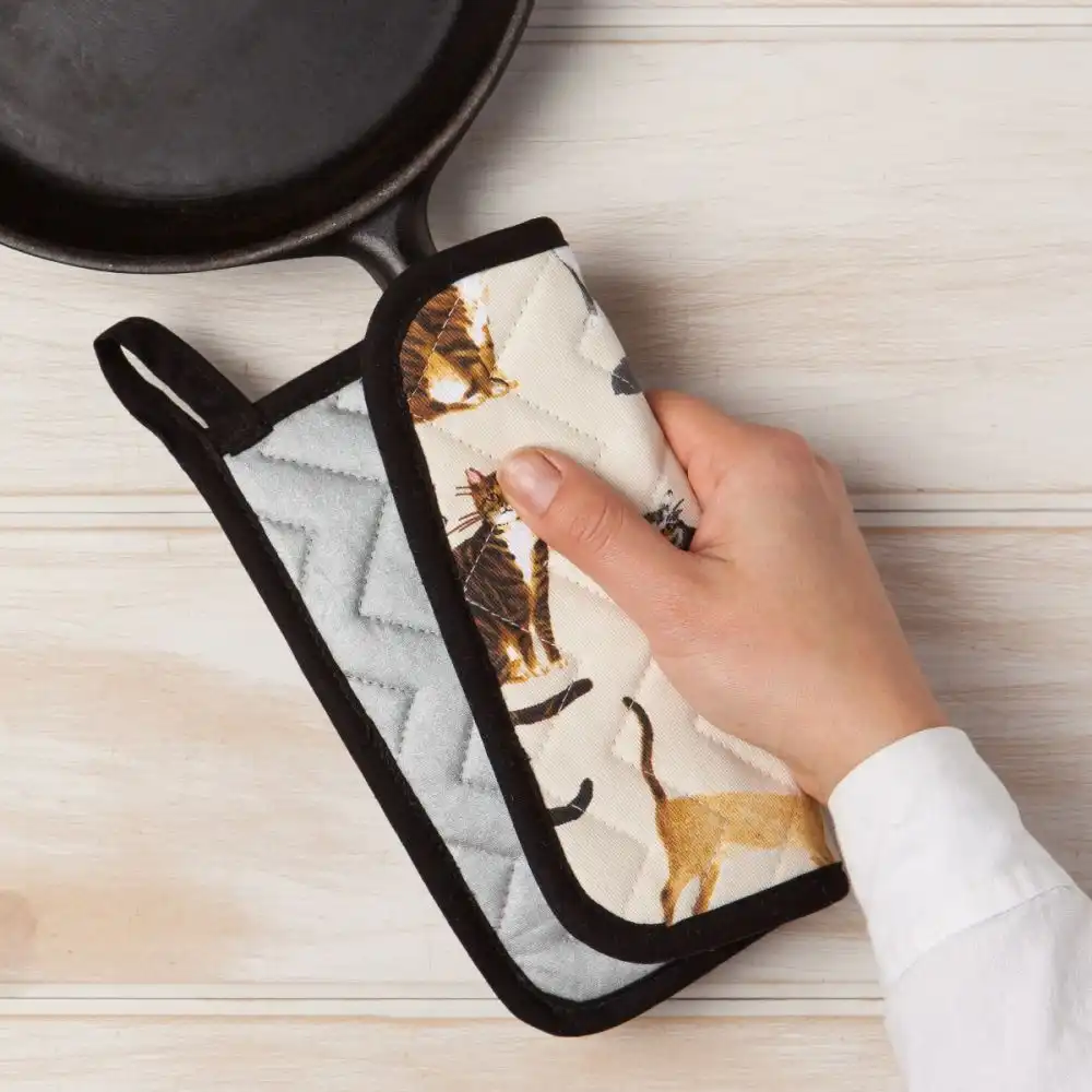 Alternative view of Now Designs by Danica Potholder | Cat Collective
