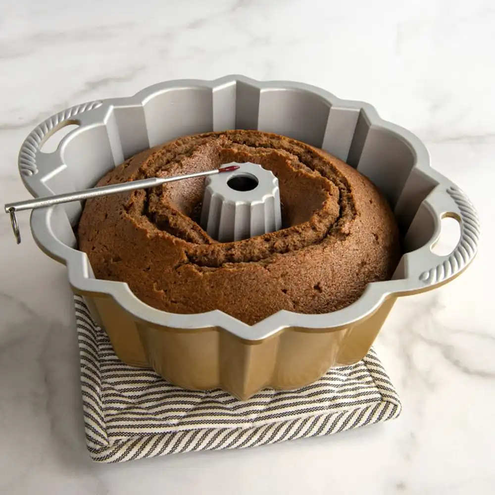Alternative view of Nordic Ware Reusable Bundt Cake Thermometer