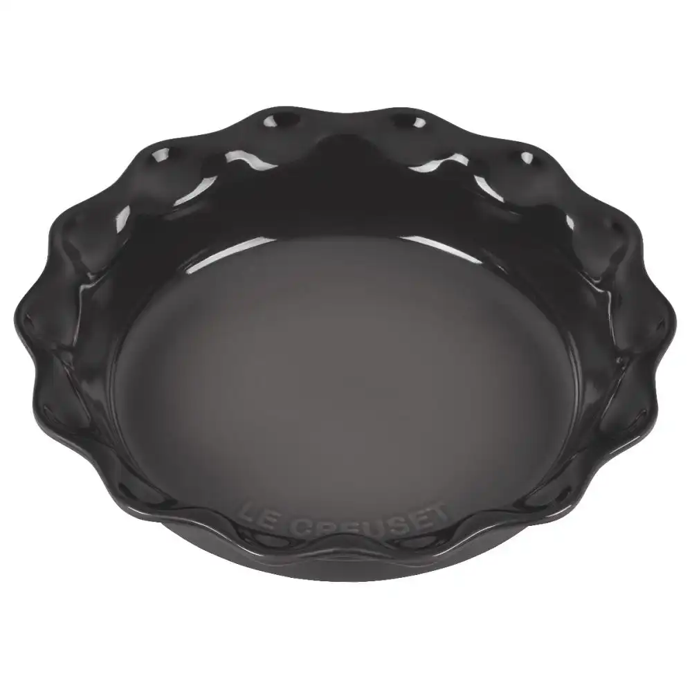 Le Creuset 9" Heritage Pie Dish | Oyster