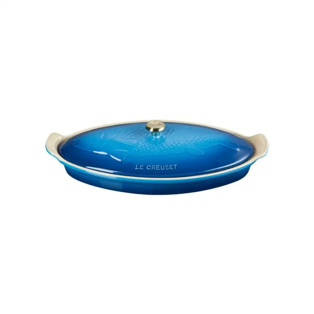 Le Creuset Heritage 1.7 Qt. Fish Baker with Gold Knob | Marseille