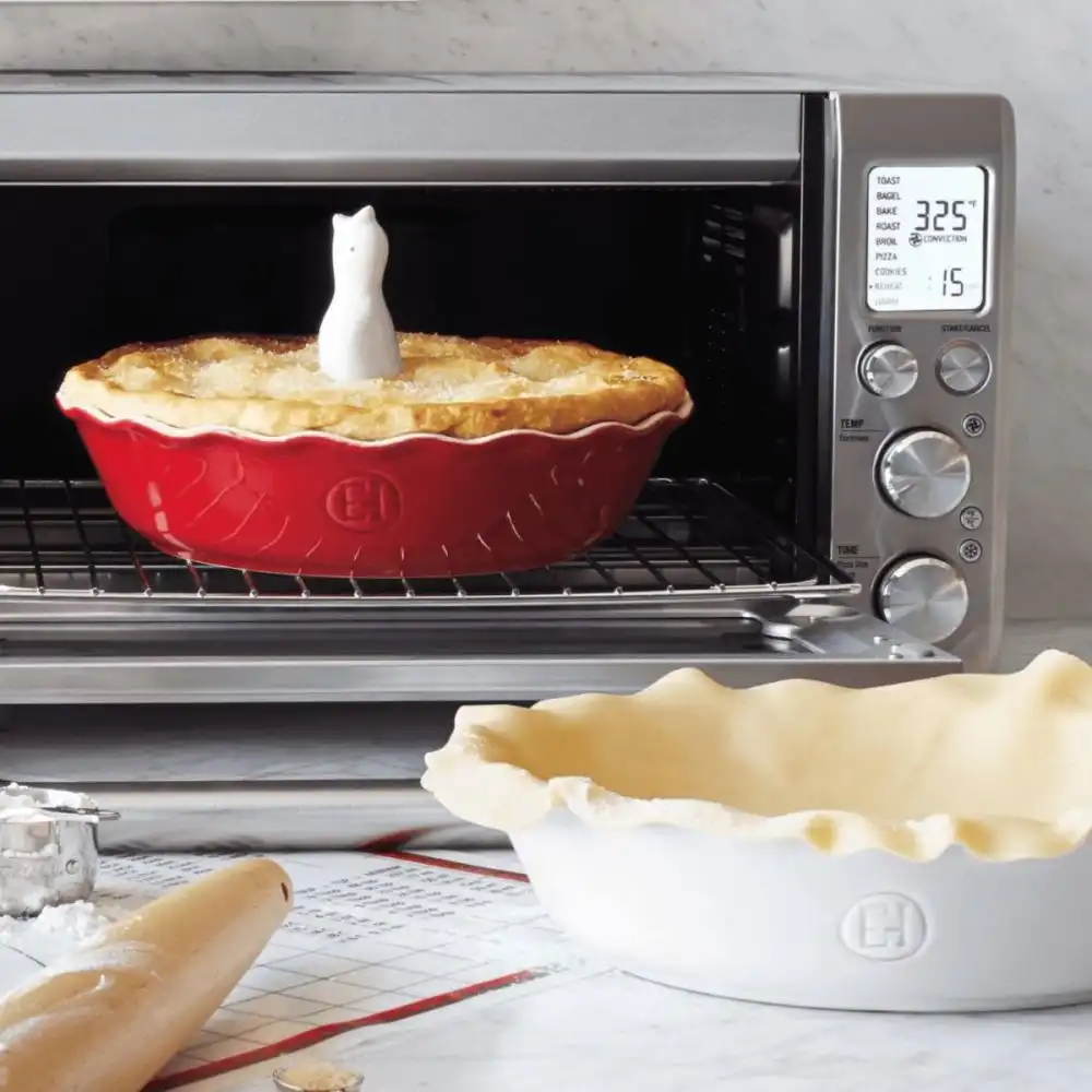 Alternative view of Emile Henry 9" Pie Dish - Modern Classics Collection | Sugar
