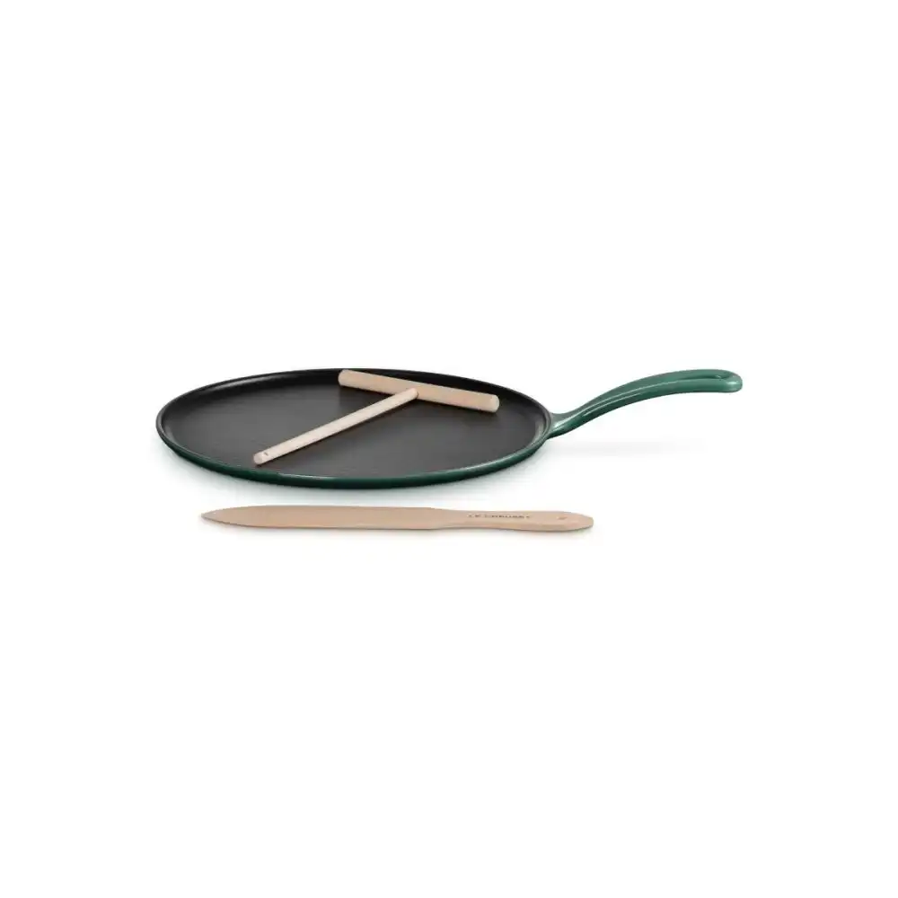 Alternative view of Le Creuset 10.25" Traditional Round Crepe Pan | Artichaut