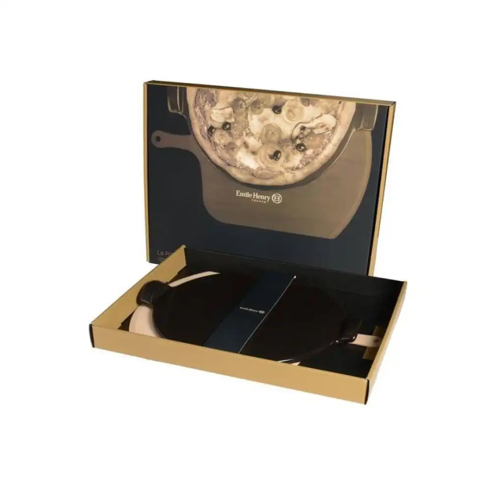 Alternative view of Emile Henry 2-Piece Pizza Set | Charcoal