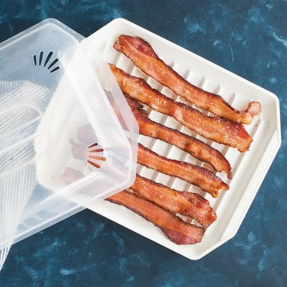 Alternative view of Nordic Ware Compact Bacon Tray with Lid