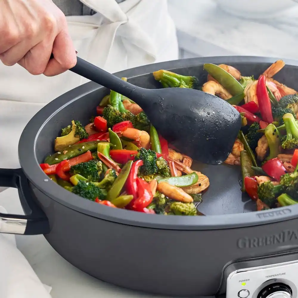 Alternative view of GreenPan Elite 5.5-Quart Oval Electric Skillet | Graphite