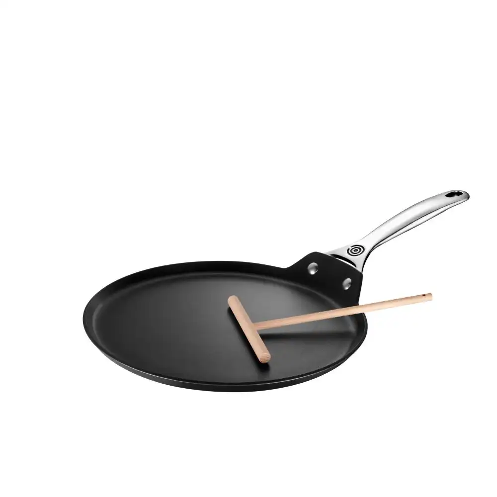 Alternative view of Le Creuset 11" Crepe Pan with Rateau | Toughened Nonstick Pro