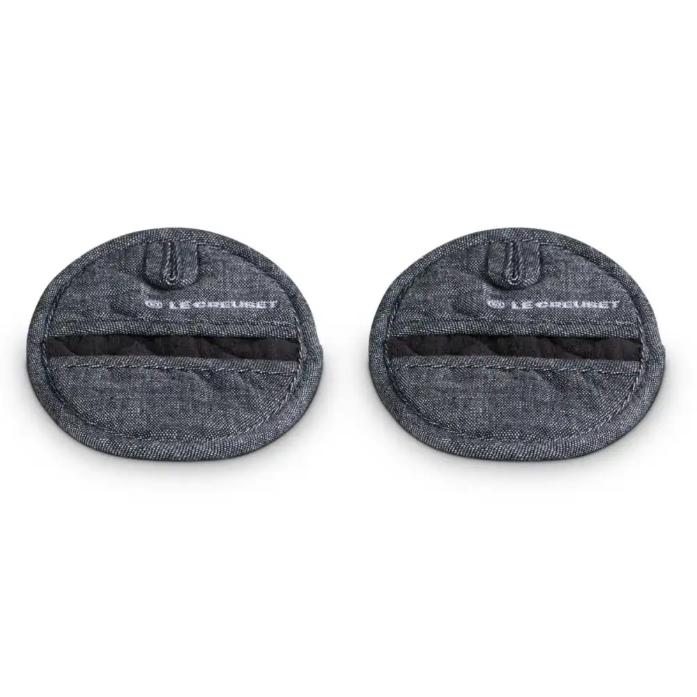 Le Creuset Kitchen Essentials Pot Grips (Set of 2) | Noir