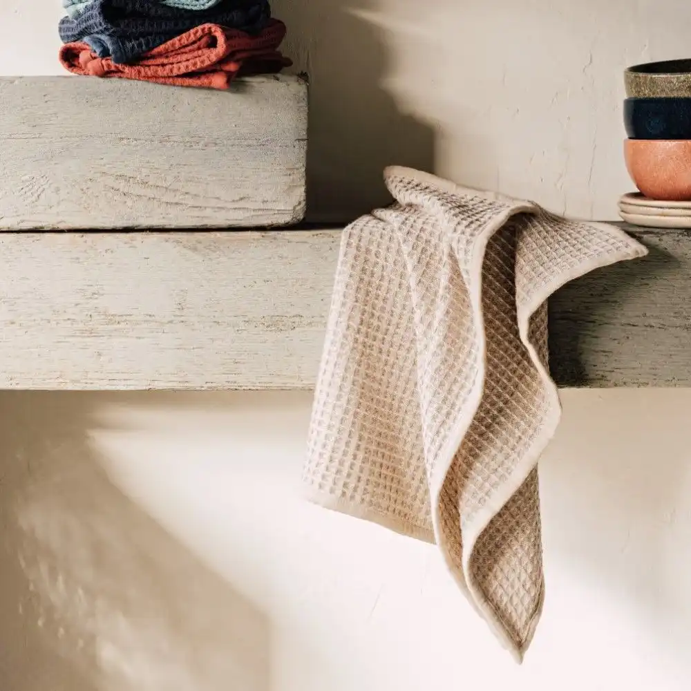 Alternative view of Danica Heirloom Montage Dishtowel | Natural