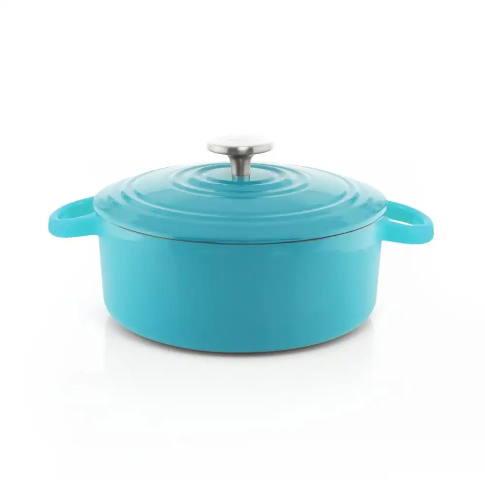 Chantal 3 Qt. Round Cast Iron Dutch Oven | Sea Blue