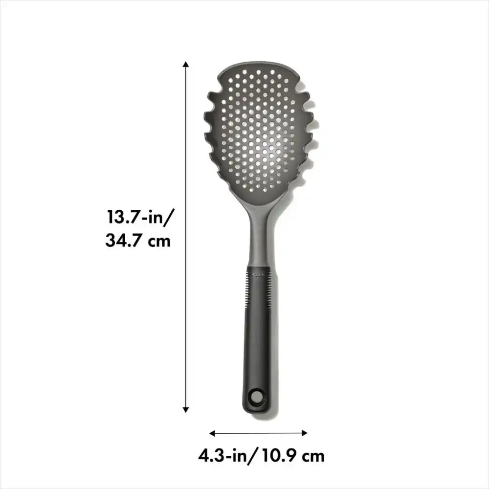 Alternative view of OXO Pasta Scoop