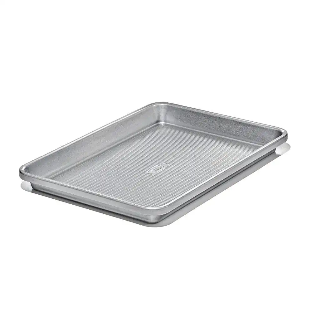 Alternative view of OXO Good Grips Non-Stick Pro Quarter Sheet Pan | Clear Coated
