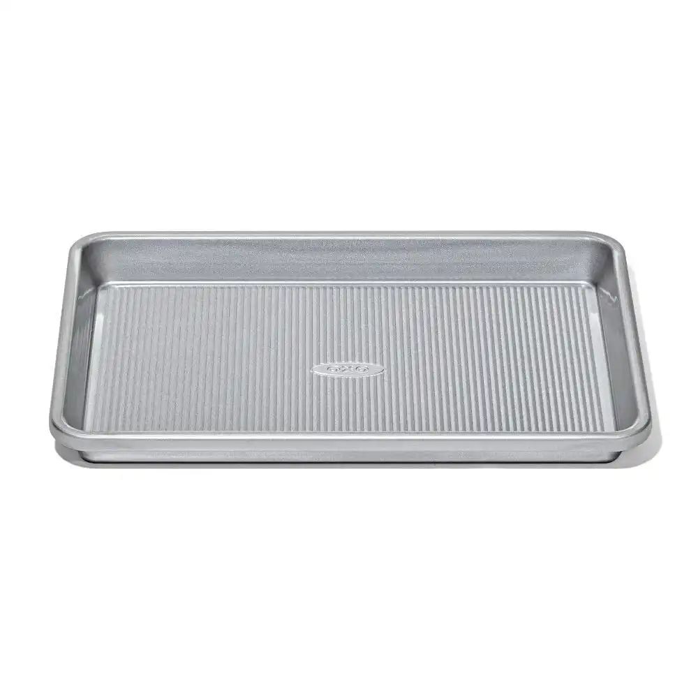 OXO Good Grips Non-Stick Pro Quarter Sheet Pan | Clear Coated