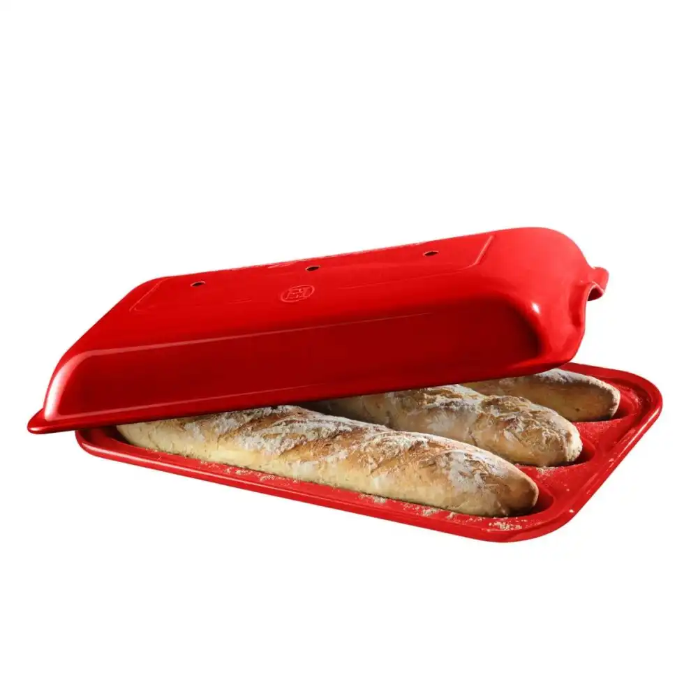 Emile Henry Baguette Baker | Burgundy