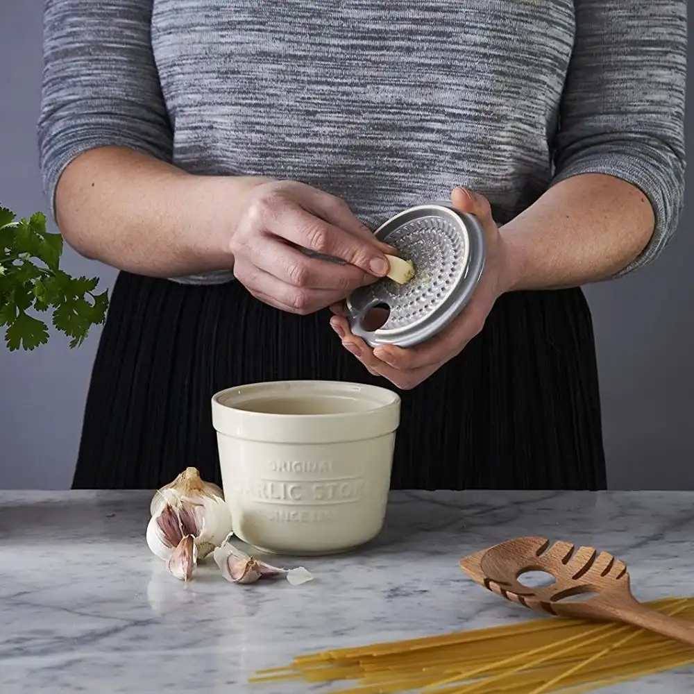 Alternative view of Mason Cash Innovative Kitchen Garlic Storage & Grater