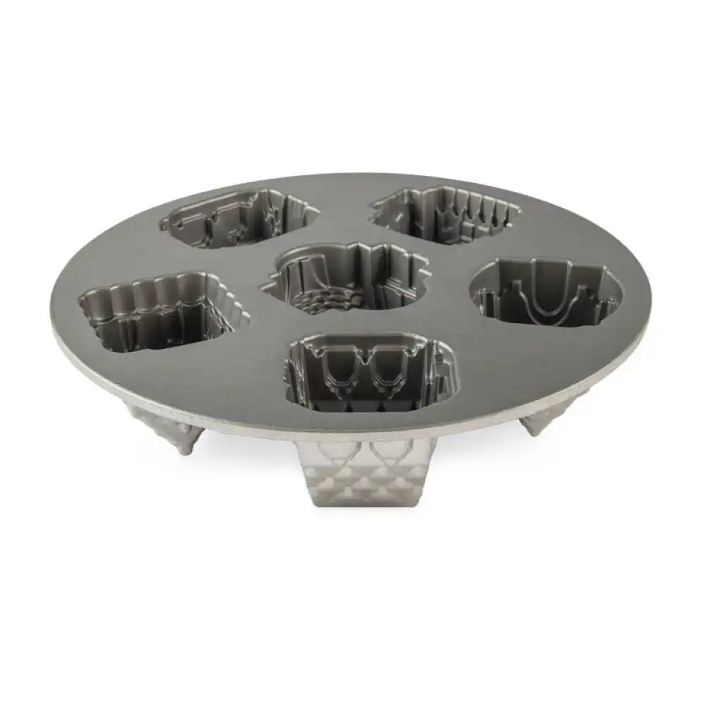 Alternative view of Nordic Ware Cozy Village Pan