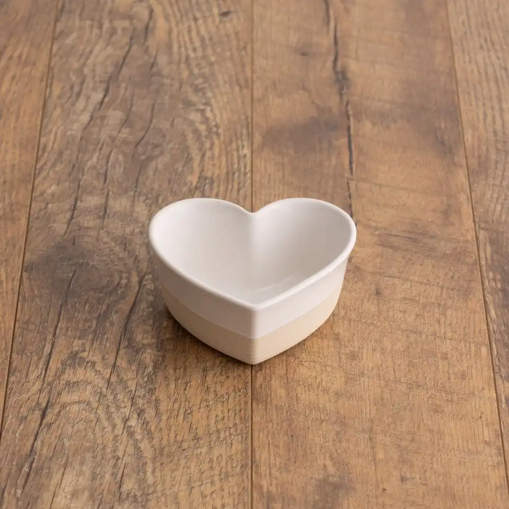 Alternative view of Mason Cash Rustic Charm 5.5" Heart-Shaped Individual Pie Dish