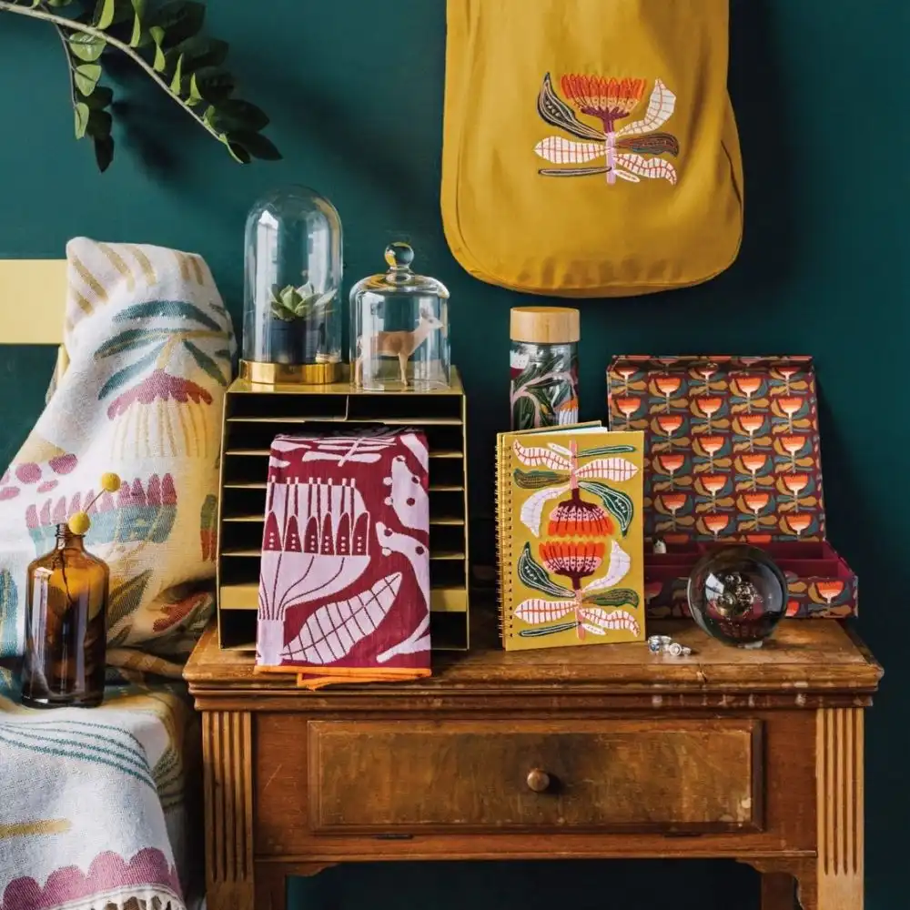 Alternative view of Danica Studio Double Cloth Dishtowel | Venus