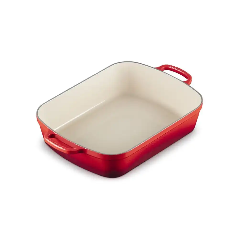 Alternative view of Le Creuset Signature 5.25 Qt. Rectangular Roaster | Cerise