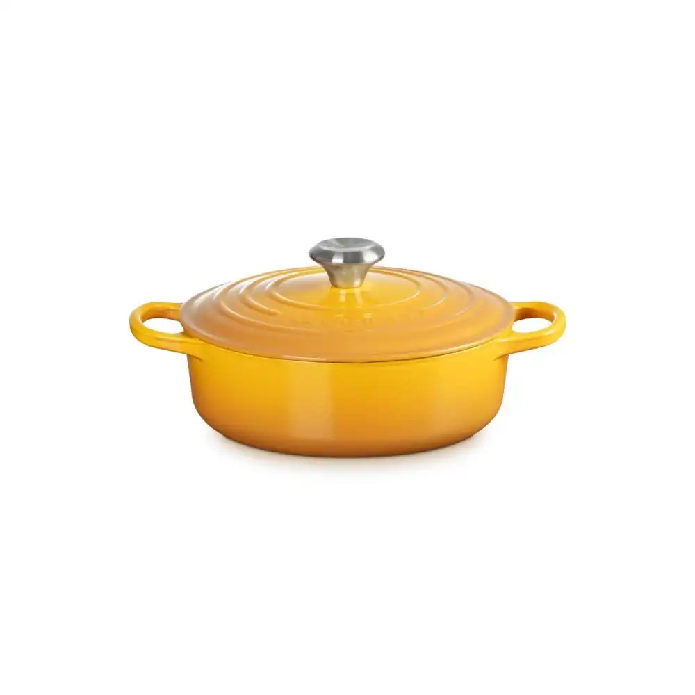Alternative view of Le Creuset Signature 3.5 Qt. Round Wide Oven | Nectar
