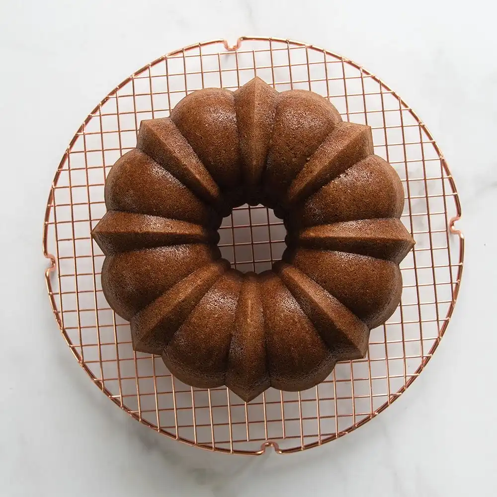 Alternative view of Nordic Ware Round Copper Cooling & Serving Grid