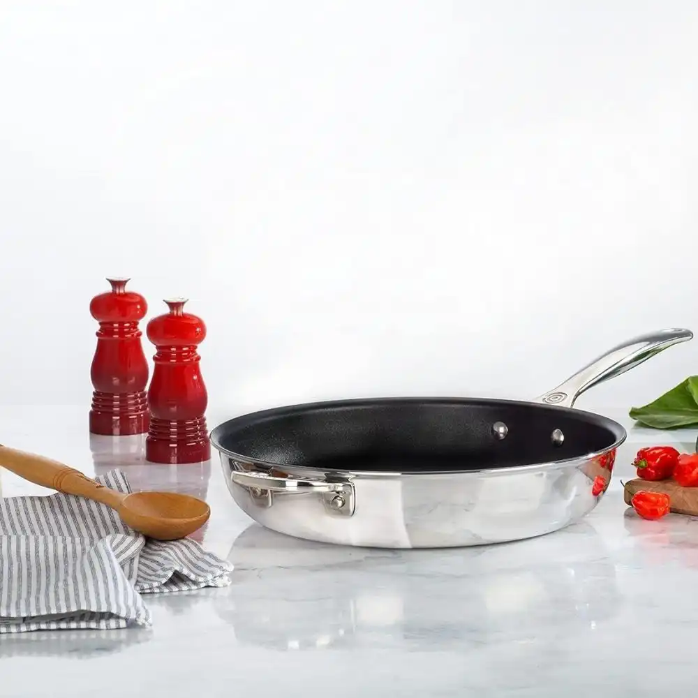 Alternative view of Le Creuset Petite Salt & Pepper Mill Set | Cerise/Cherry Red