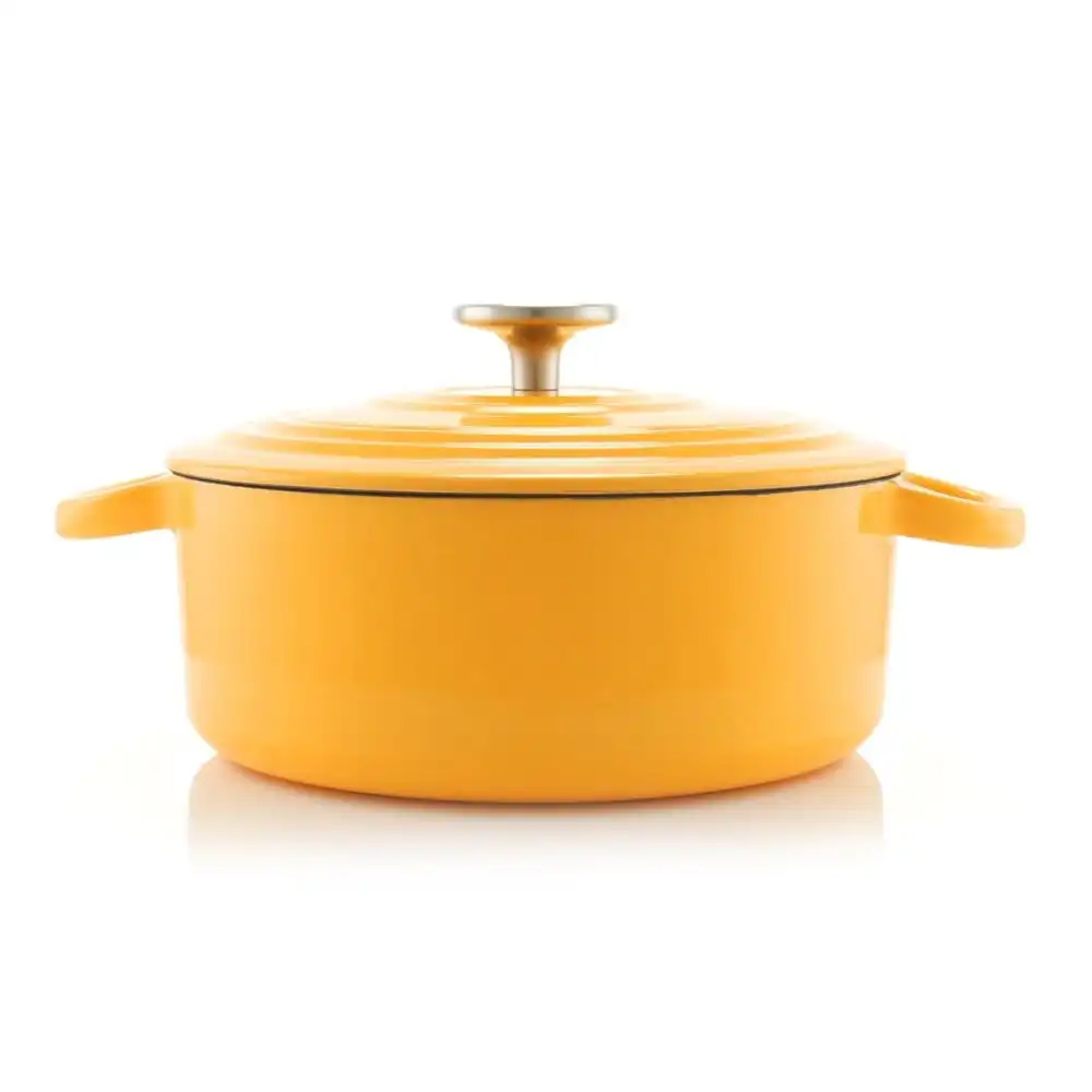 Alternative view of Chantal 3Qt. Round Cast Iron Dutch Oven | Marigold