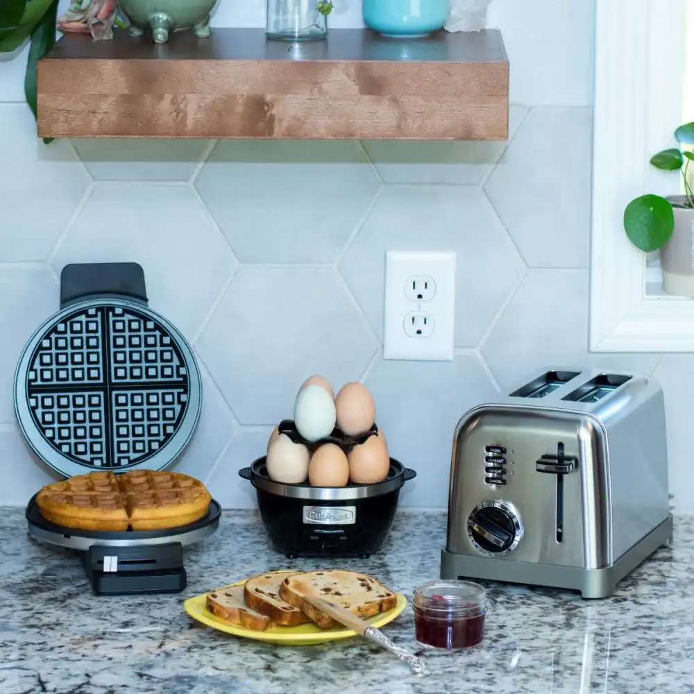 Alternative view of Cuisinart Classic Waffle Maker | Round