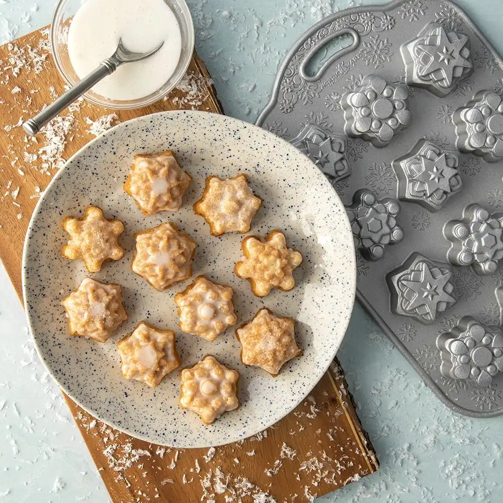 Alternative view of Nordic Ware Frosty Flakes Bites Pan