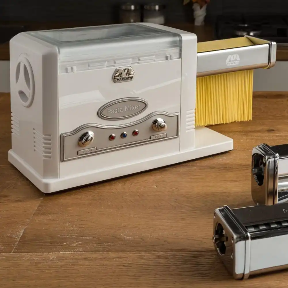 Alternative view of Marcato Pasta Fresca Machine