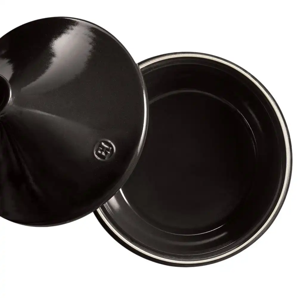 Alternative view of Emile Henry 2.1 Qt. Tagine | Charcoal