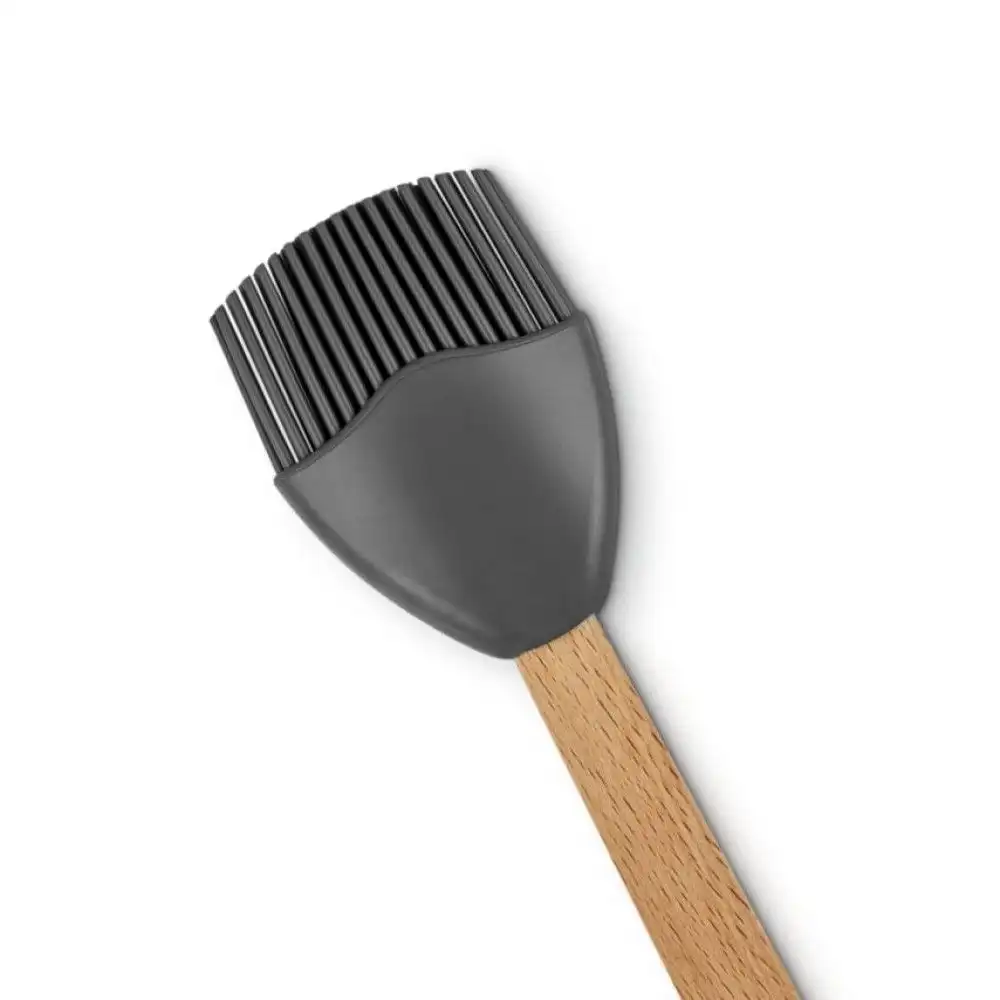 Alternative view of Le Creuset Signature Silicone Basting Brush | Oyster