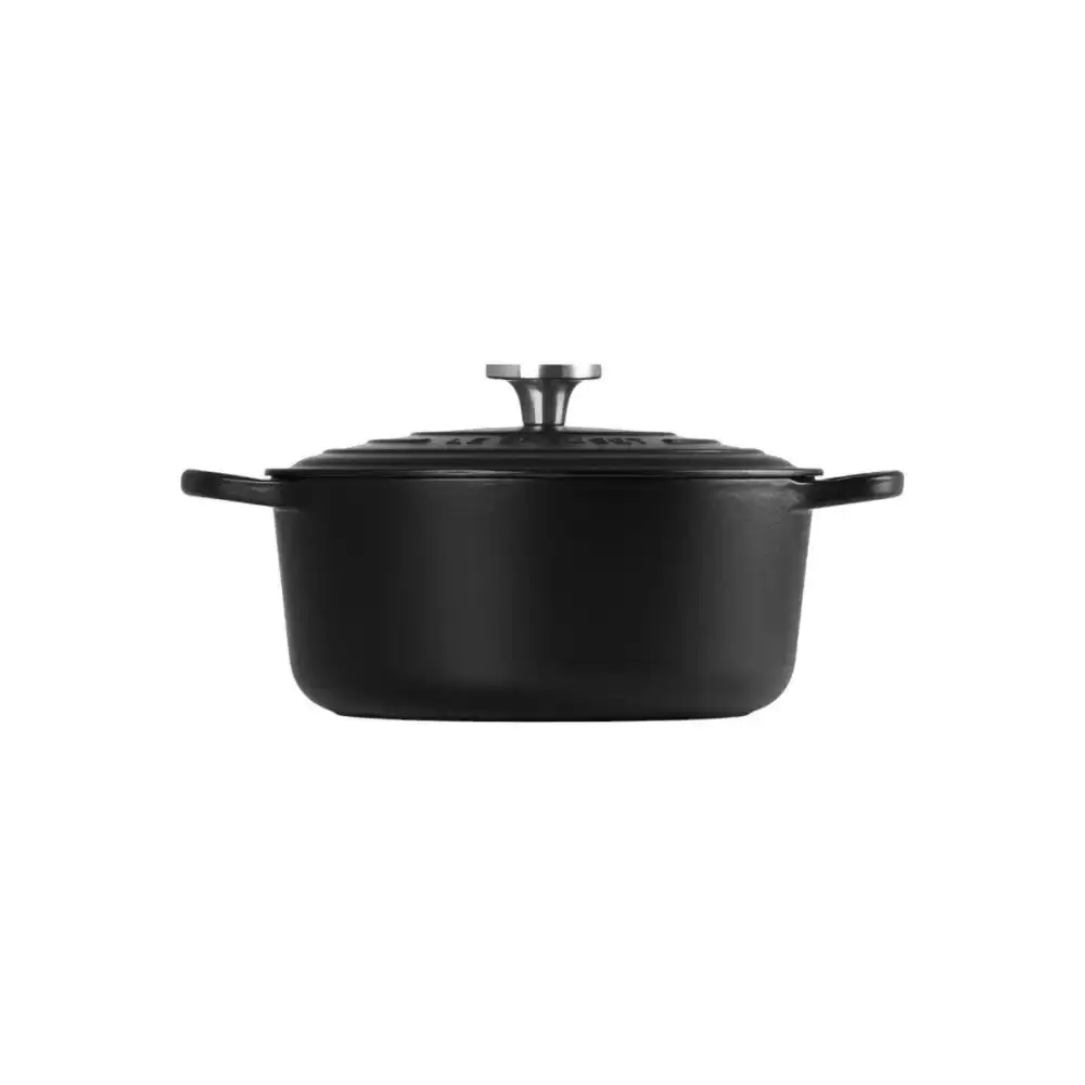 Alternative view of Le Creuset 7.25 Qt. Round Signature Dutch Oven with Crucible Stainless Steel Knob | Licorice