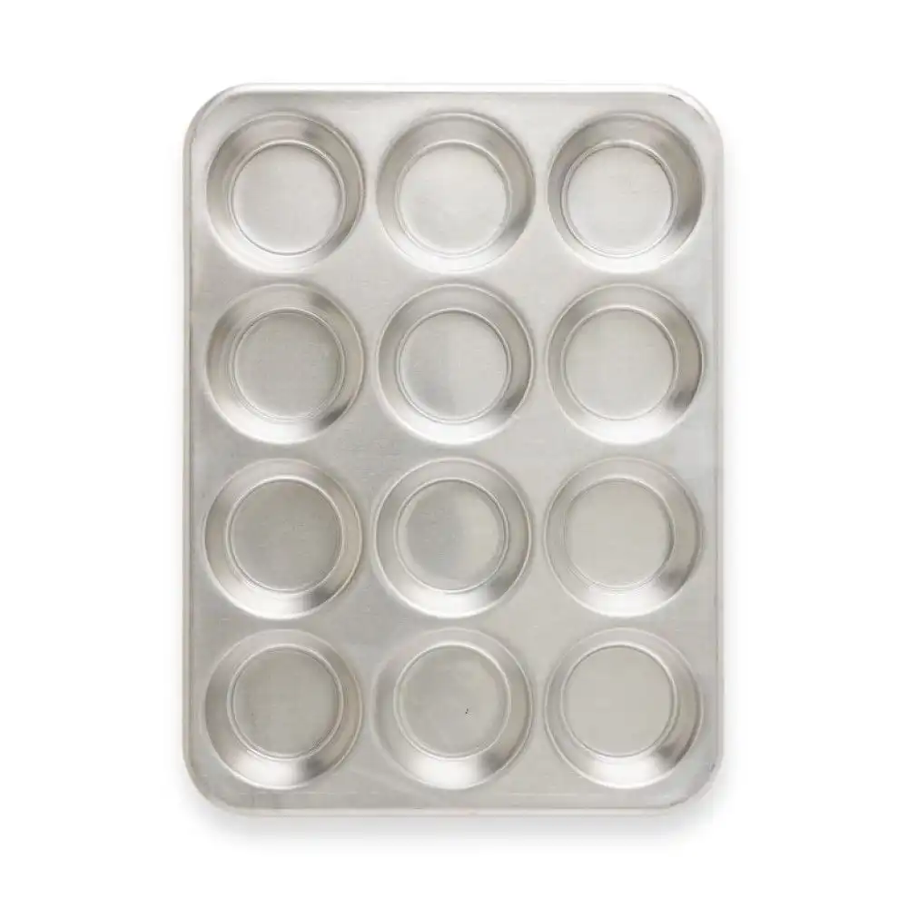 Alternative view of Nordic Ware Naturals® 12-Cavity Muffin Pan with High-Domed Lid